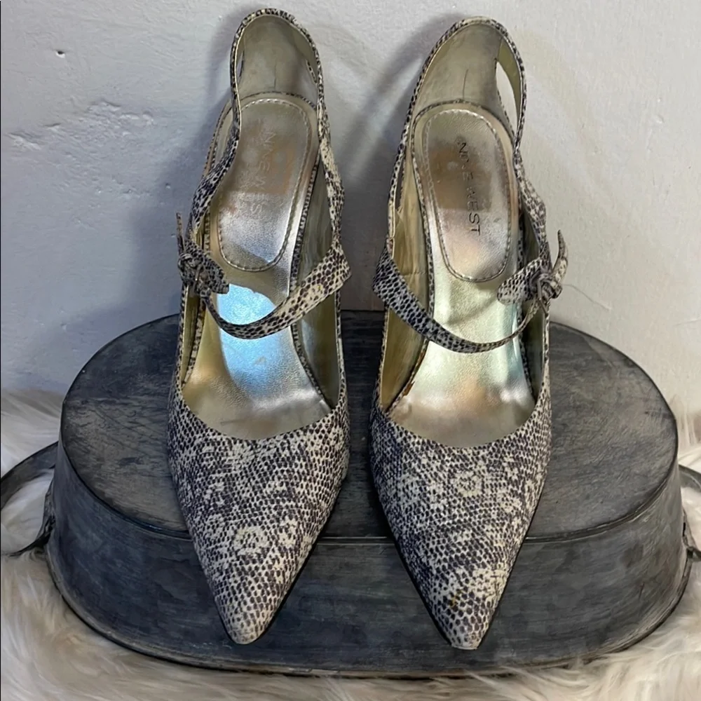 #0177 Nine West Cream &  Gray Snakeskin Heels w/ Open Side & Mary Jane Strap-6 - Picture 5 of 12